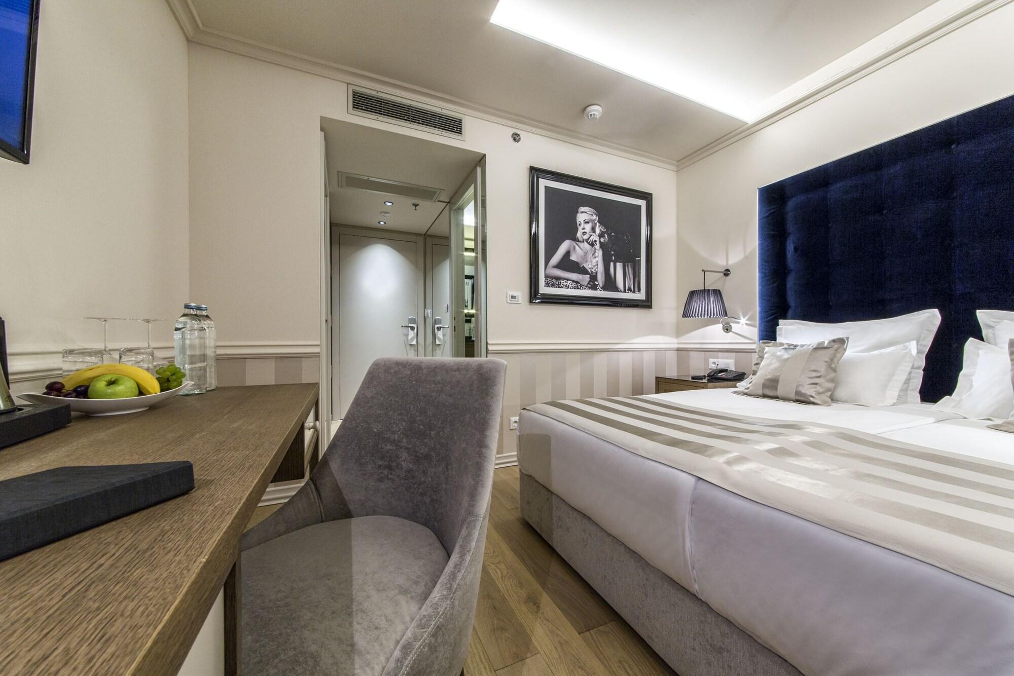 Grand Hotel Slavia - Adults Only Baška Voda المظهر الخارجي الصورة